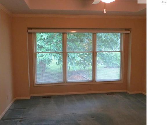 5th image of 12211 Cherry St