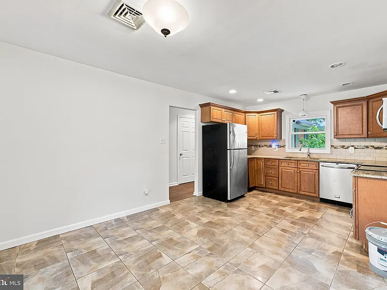 2 Barnwell Ln — Photo 6