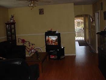 5th image of 332 S Del Norte Ave