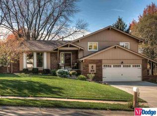 15031 Brookside Cir, Omaha, NE 68144