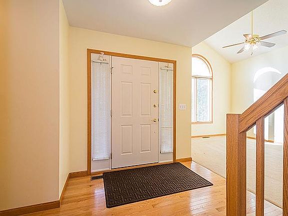 4th image of 619 Ironwood Way