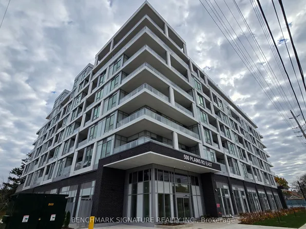 500 Plains Rd E, Burlington, ON