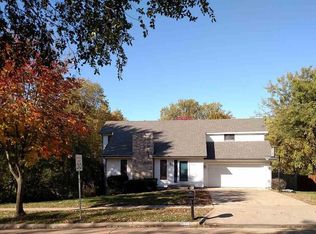 809 SW Mifflin Rd, Topeka, KS 66606