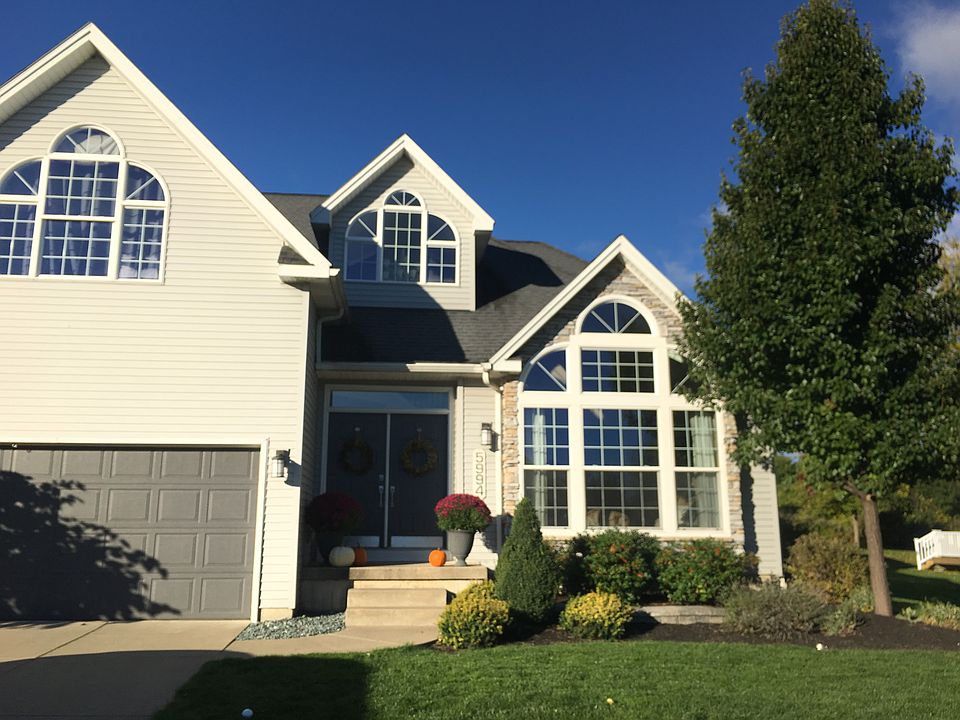 1st image of 5994 Pinehurst Ct