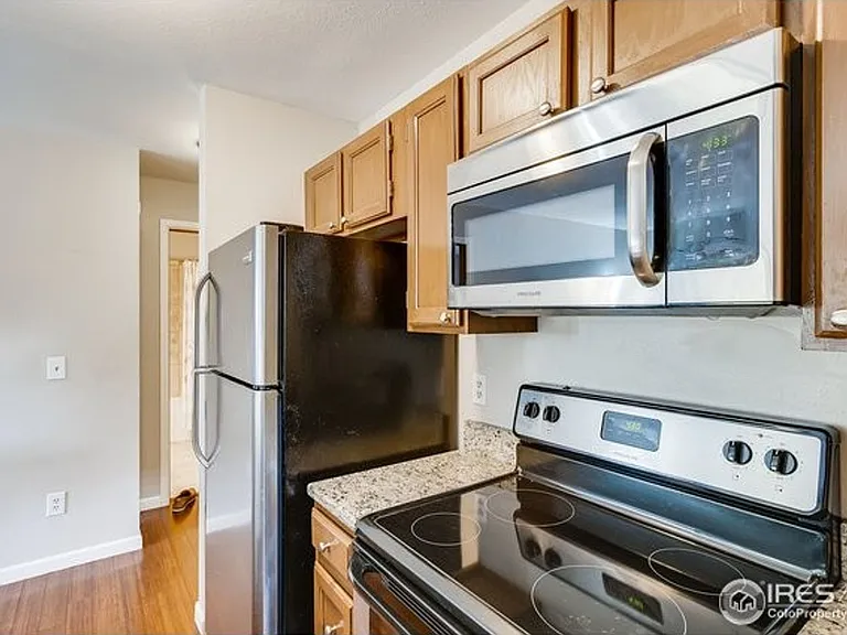 1860 Walnut St #2 — Photo 9