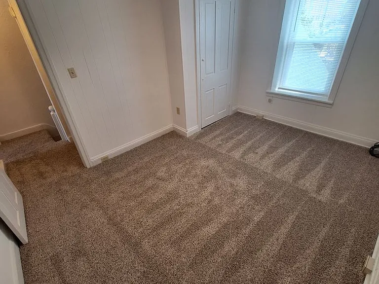207 S Beaver St — Photo 10
