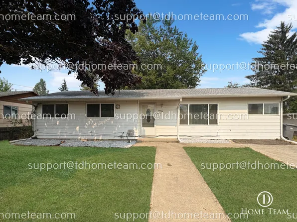 15755 118th Ave SE, Renton, WA 98058