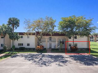 352 Lake Frances Dr, West Palm Beach, FL 33411