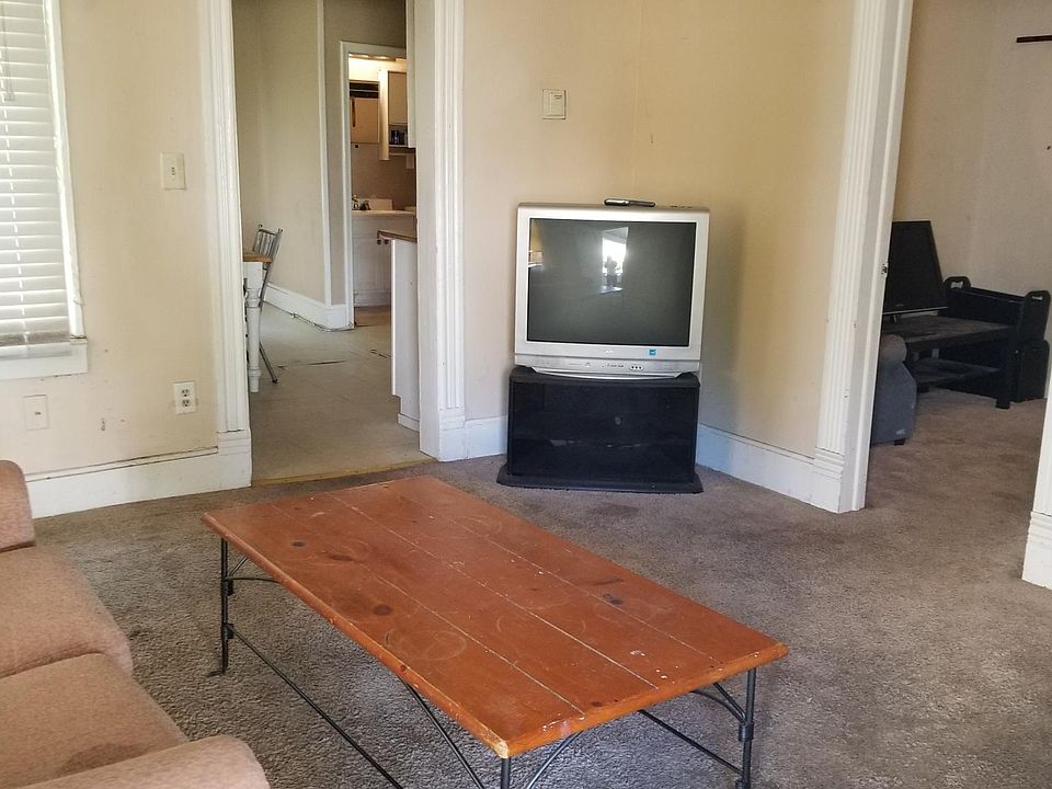 1st image of 294 Stinson St #1