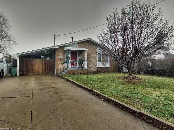 96 Manning Ave, Hamilton, ON L9A 3E9