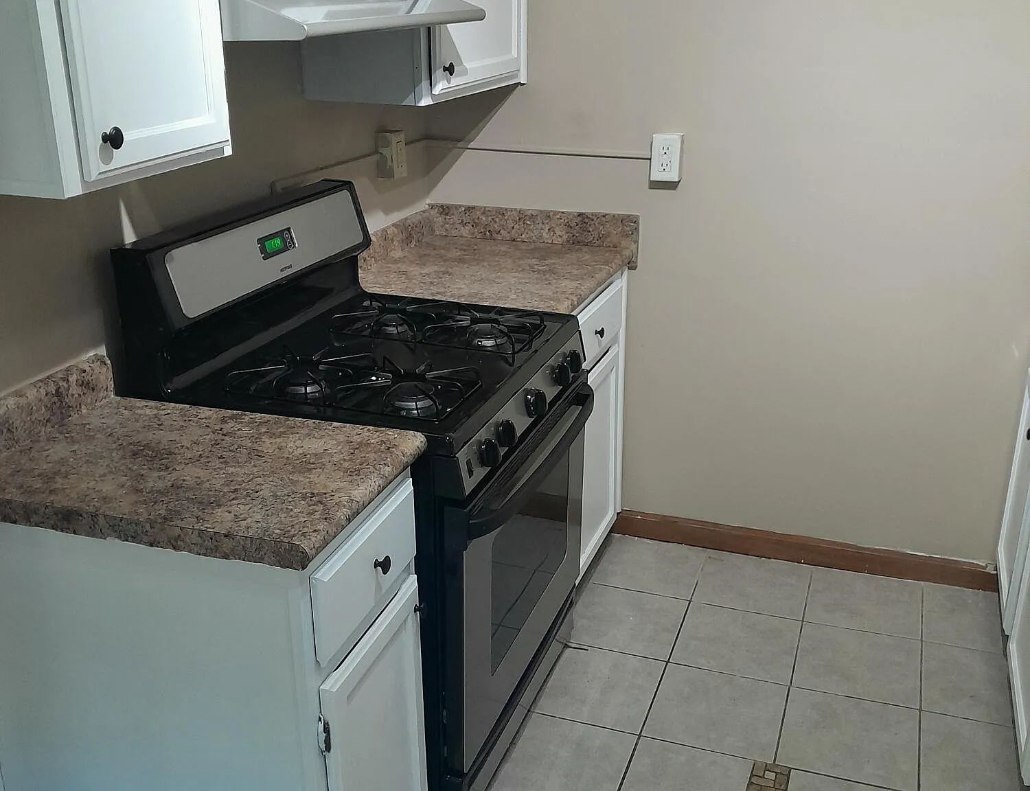 2 bed, $2,500 — Photo 3