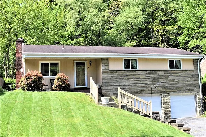 118 Longmount Dr photo 1