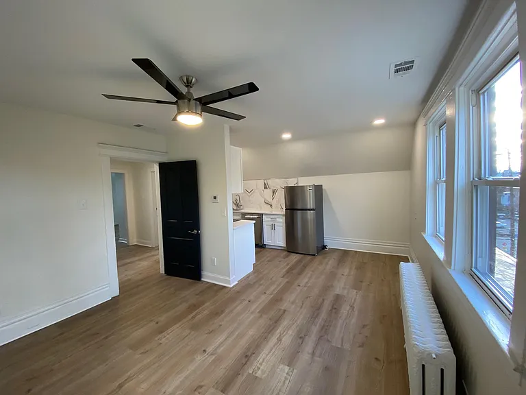 100 N Fairmount St #3 — Photo 1