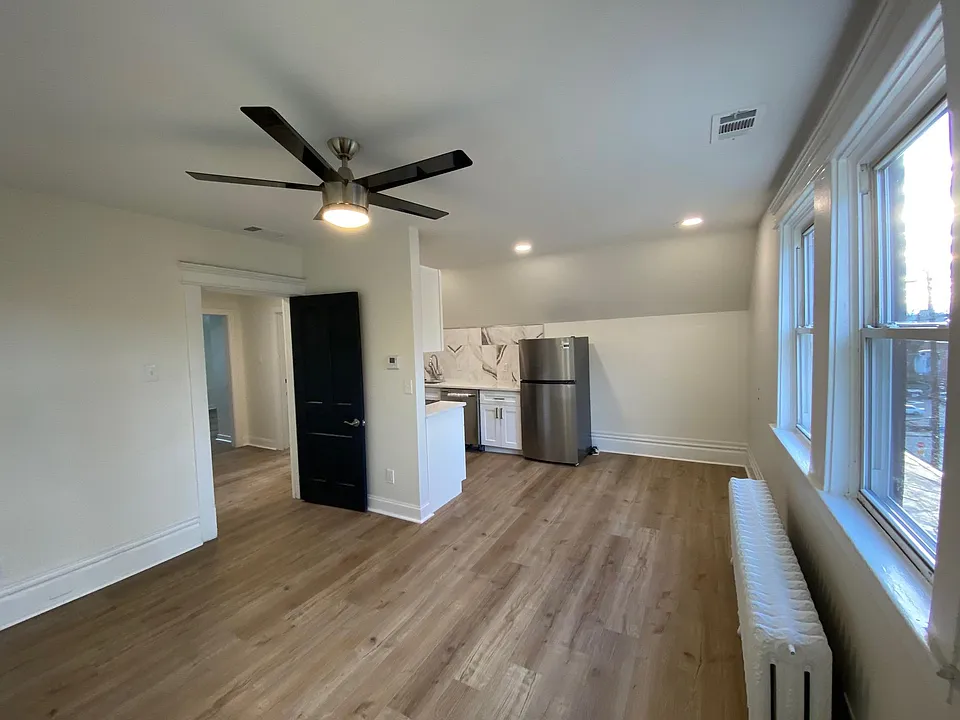 100 N Fairmount St #3