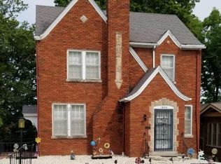 1020 Oak St, Jefferson City, MO 65101