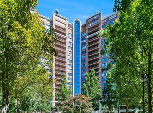 10101 Grosvenor Pl APT 2008, Rockville, MD 20852