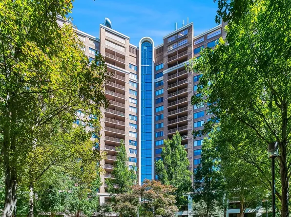 10101 Grosvenor Pl APT 2008, Rockville, MD 20852