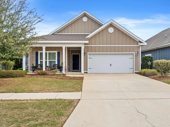 93 Dusky Way, Freeport, FL 32439