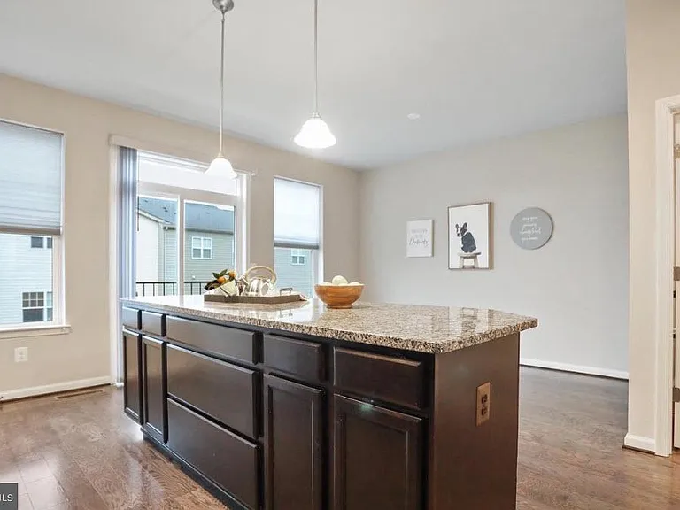 105 Pintangle Ct — Photo 7