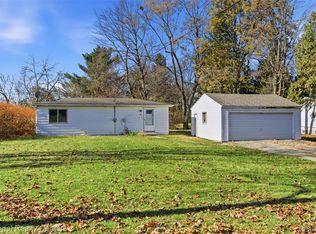 4860 Huston Dr, Orion, MI