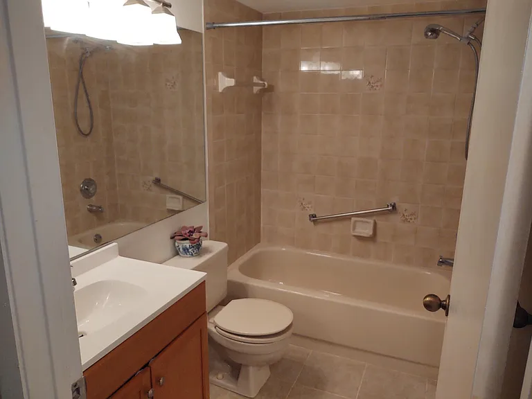 2512 SE Anchorage Cv #2 — Photo 11