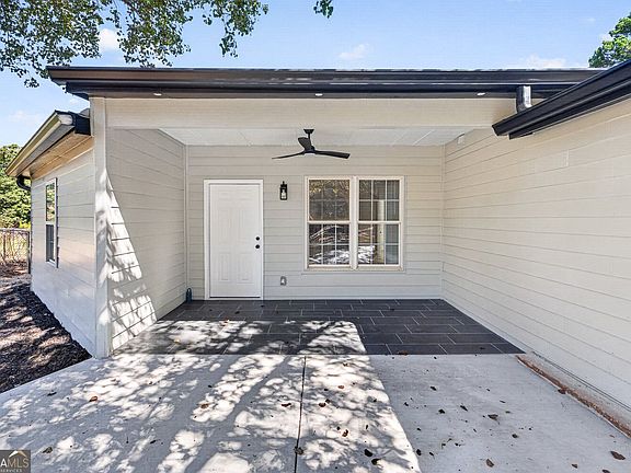 2nd image of 98 Viper Ln