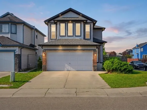 161 Saddlemead Rd NE, Calgary, AB T3J 4J3