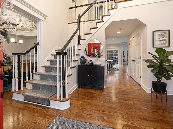 4th image of 6198 Rossiter Rd