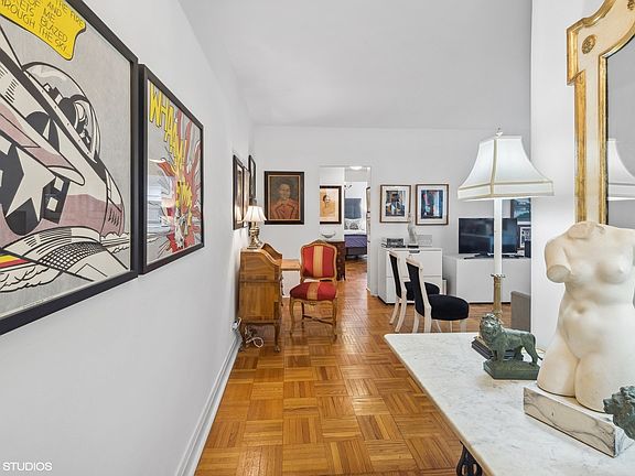2nd image of 5044 N Marine Dr APT B3