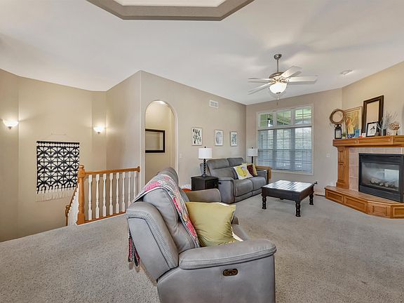 3rd image of 517 Stone Lake Ct