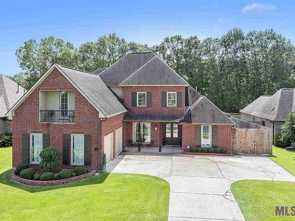 1st image of 37305 Amalfi Dr