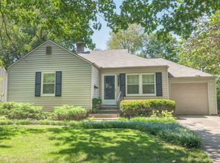 4219 W 70th St, Prairie Village, KS 66208