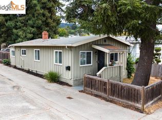 2904 Carmel St, Oakland, CA