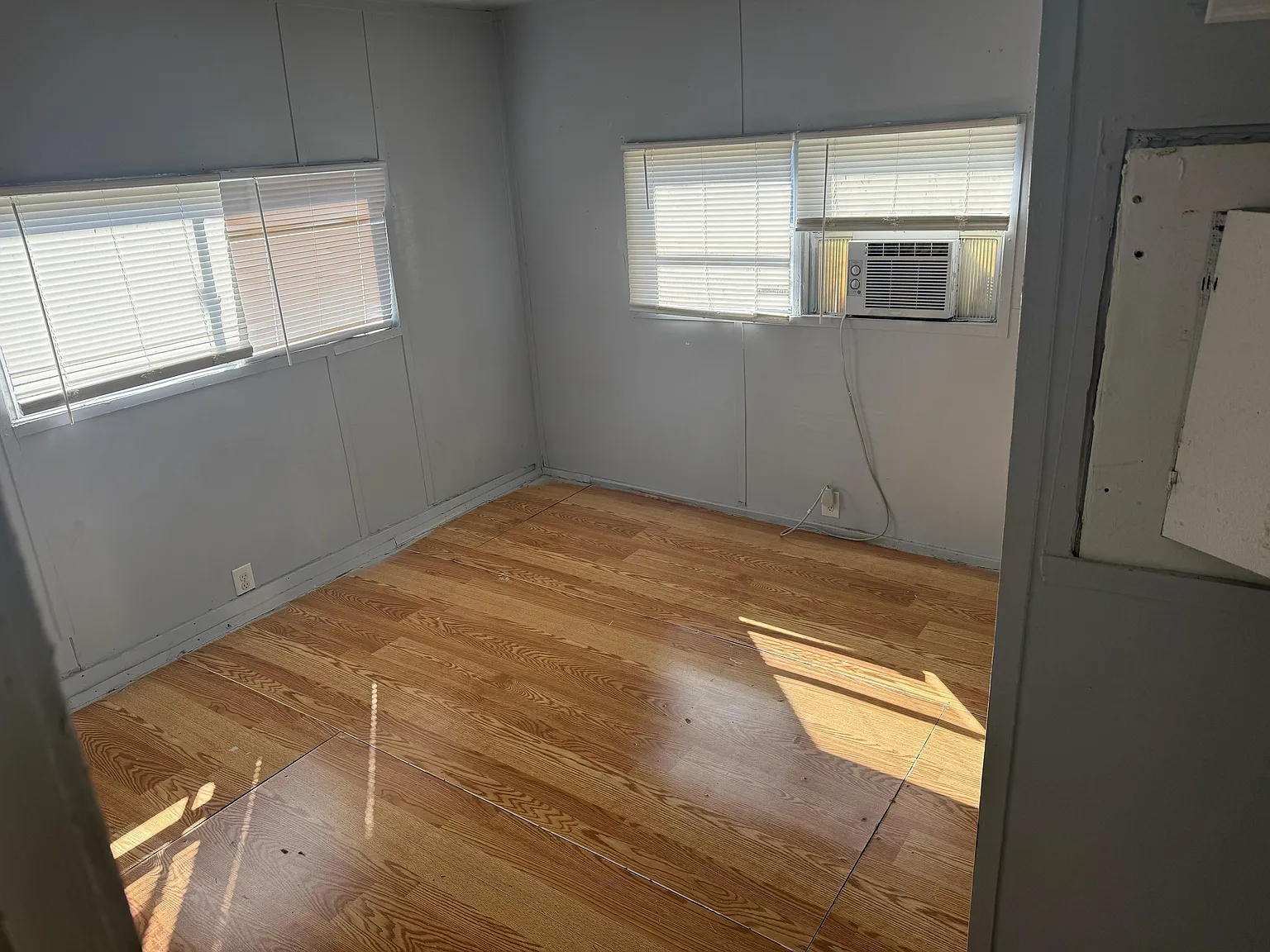 8536 Honeywell Rd — Photo 4