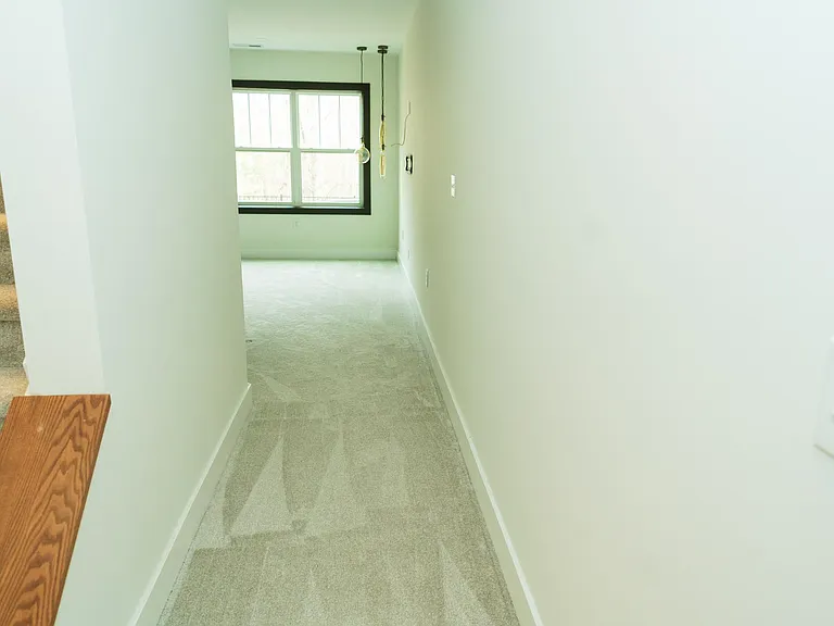 1013 Epiphany Rd — Photo 34