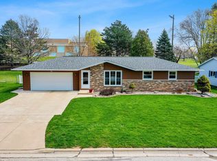 463 Menlo Park Rd, Green Bay, WI 54302