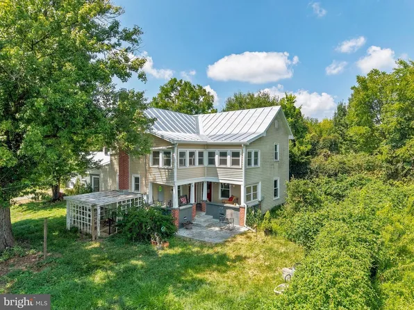 242 Solomons Church Rd, Quicksburg, VA 22847
