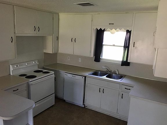 4th image of 1425 Mimosa Dr