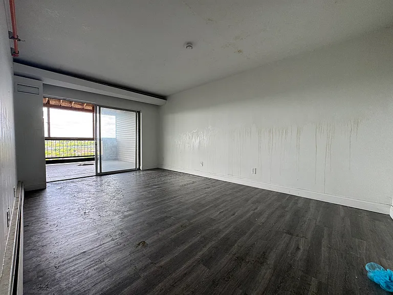 120PHC Hillside Ave #Penthouse C1 — Photo 9