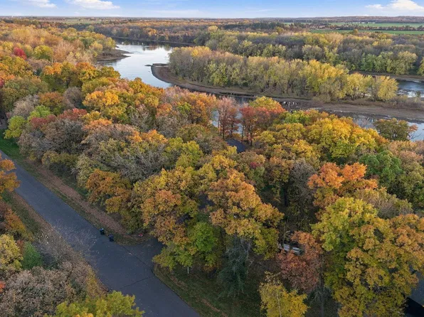 5650 Canary Rd NW, Royalton, MN 56373