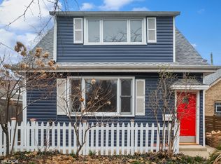 1208 Dewey Ave, Evanston, IL 60202