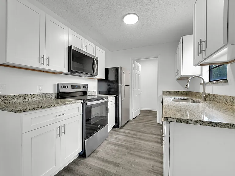 161 Country Ln #1135-B — Photo 9