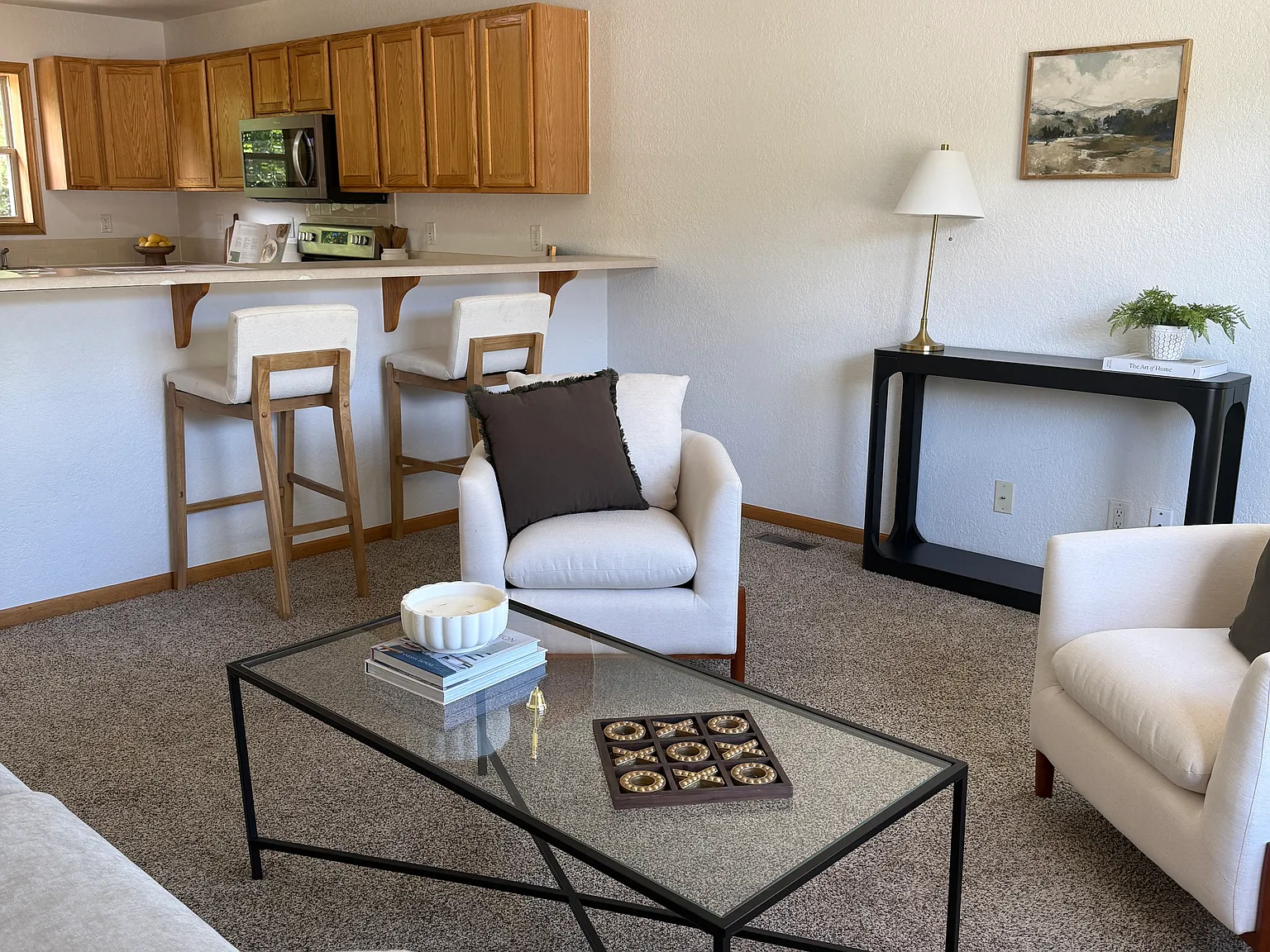 5 bed, 2524 sqft, $4,800 — Photo 1