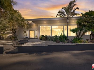 3253 Dos Palos Dr, Los Angeles, CA, 90068