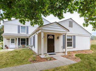 2621 Thornbrier Ct, Lake Orion, MI 48360