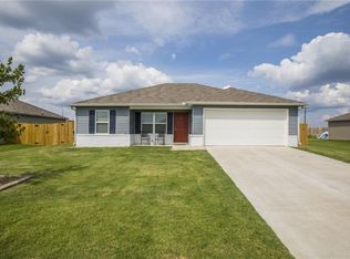 704 NW 68th Ave, Bentonville, AR 72713