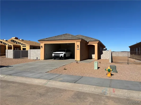 3301 E Farm Crest Ave, Kingman, AZ 86409