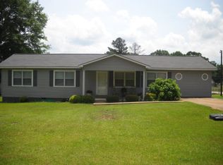 5225 32nd St SW, Lanett, AL 36863