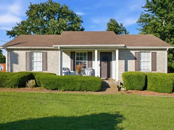 103 Ridgewood Dr, Portland, TN 37148