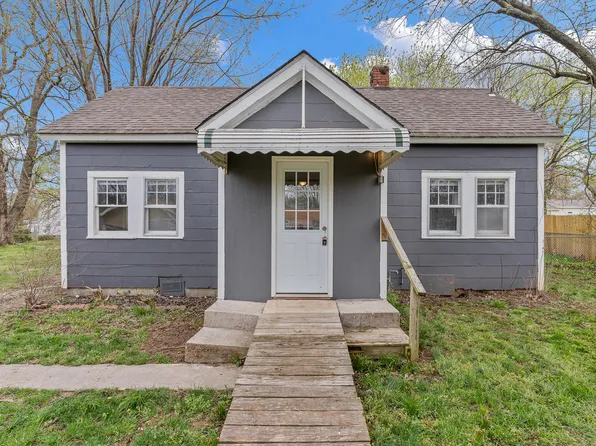 2018 N Hoffman Avenue, Springfield, MO 65803